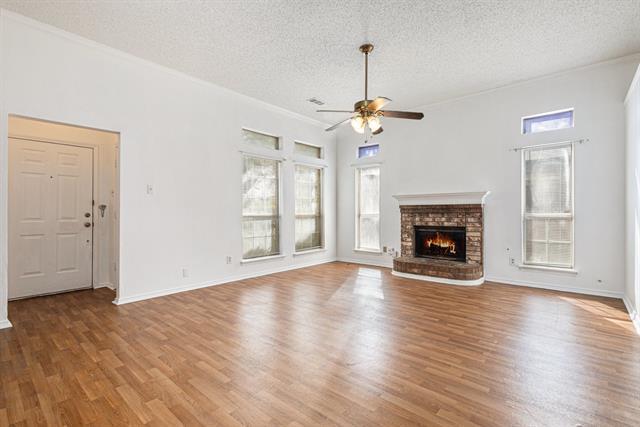 Building Photo - 1105 Irene Dr