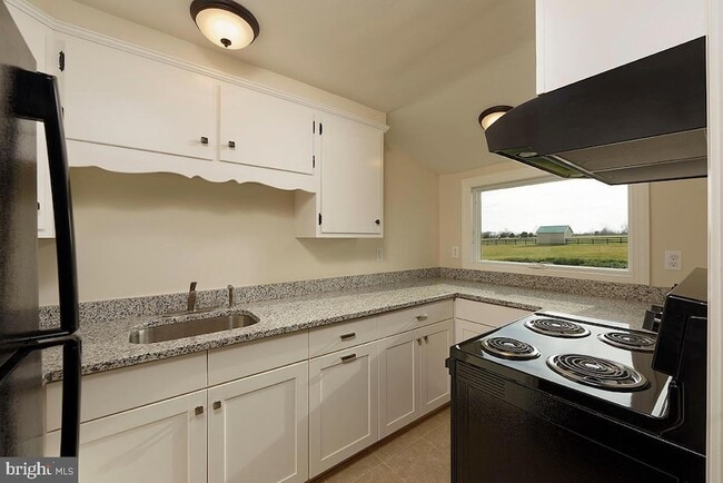 Building Photo - 2083 Atoka Rd