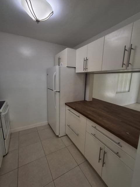 Building Photo - 6507 Winfield Blvd