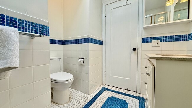 Building Photo - Charming Silver Terrace 3 Bedroom/1 BA SFH with Private Garden Oasis +Flex Bonus Room- AMSI