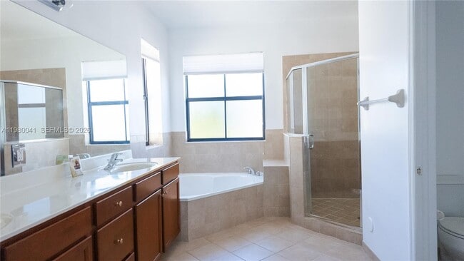 Building Photo - 3530 W 88th St