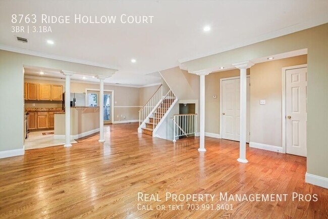 Building Photo - 8763 Ridge Hollow Ct