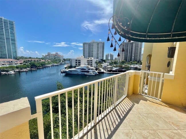 Primary Photo - 19999 E Country Club Dr