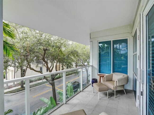 Building Photo - 6103 Aqua Ave