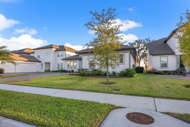 Building Photo - 17582 Lake Star Rd