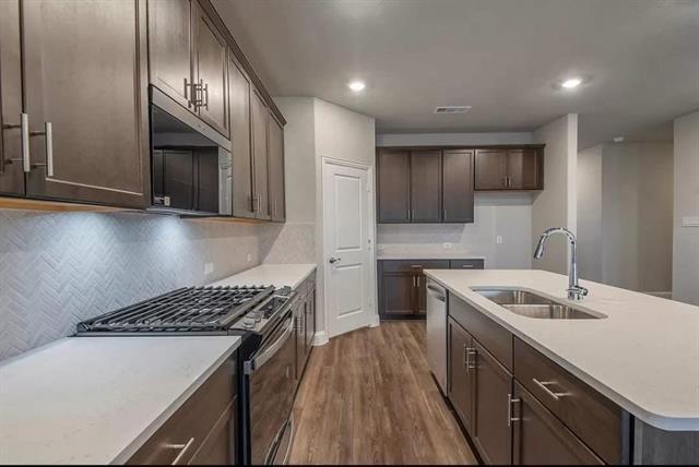 Building Photo - 404 Dempsey Dr