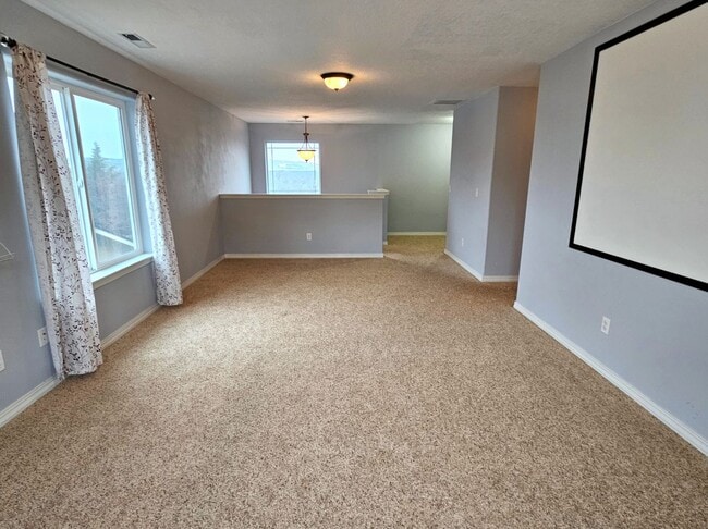 Building Photo - 1447 Azalea Ave