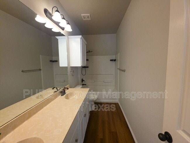 Building Photo - 1504 Muirfield Bend Dr