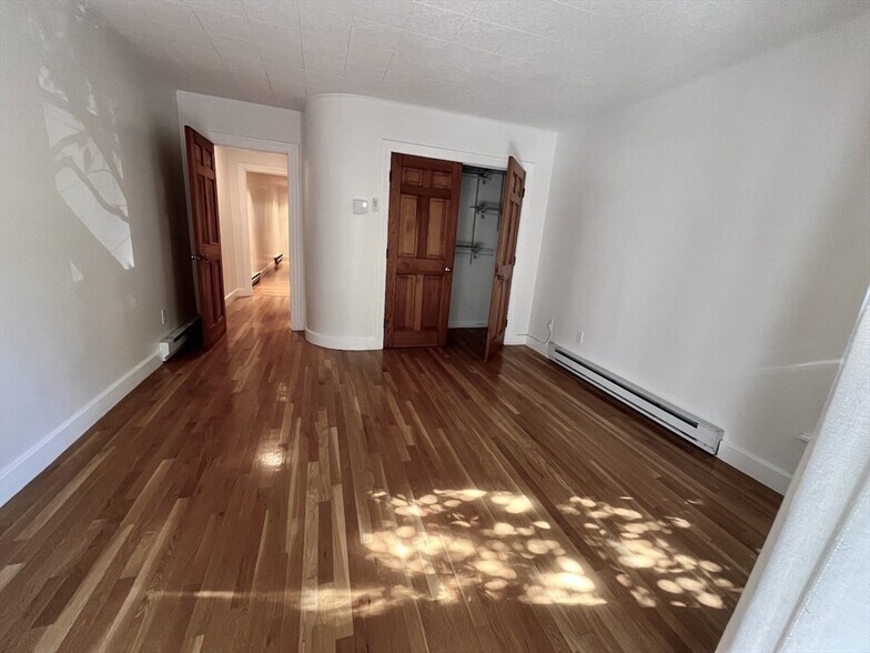 Building Photo - 236 W Canton St