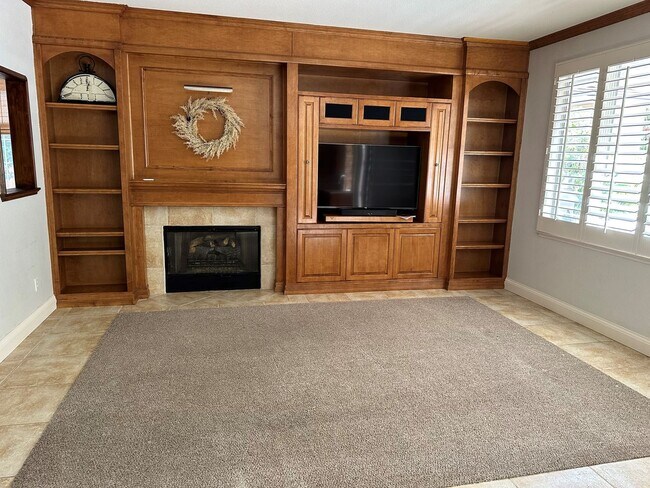 Building Photo - Stunning La Costa Valley Furnished Home