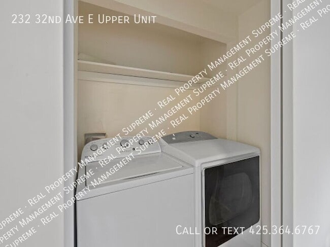 Building Photo - 232 32nd Ave E