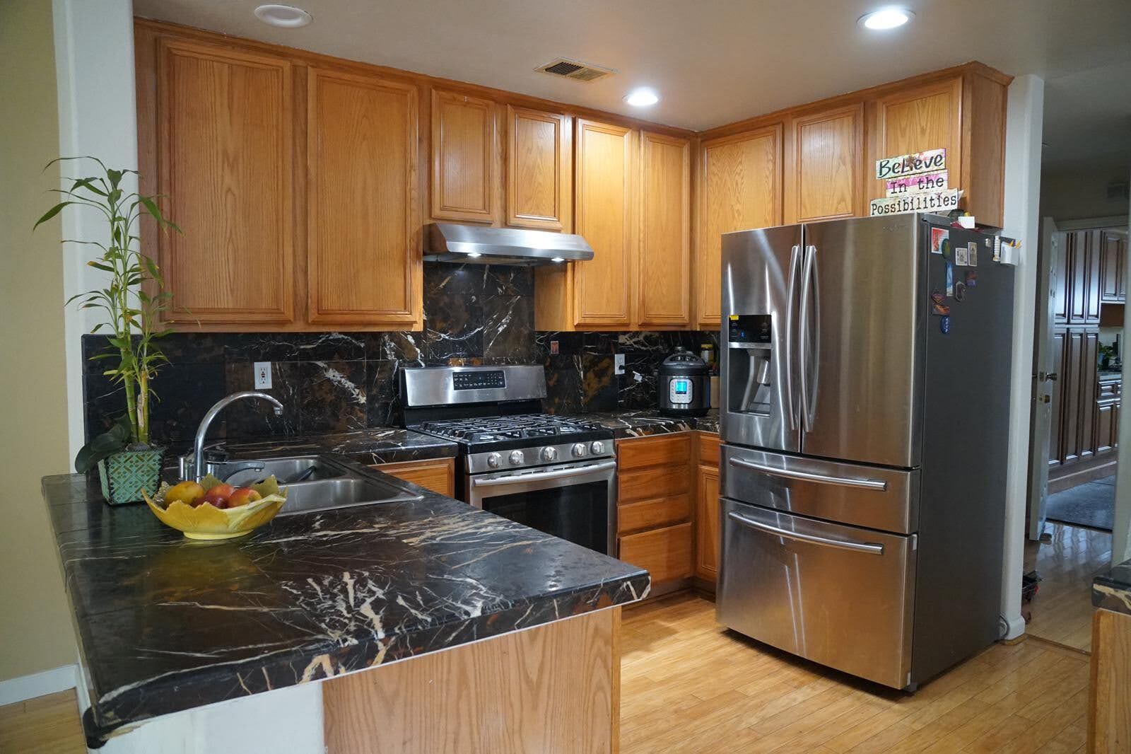 Kitchen - 3713 Sun West Ter