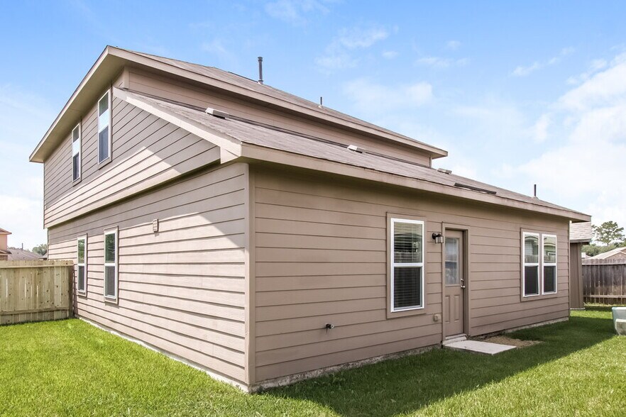 Building Photo - 323 Ginseng Ln