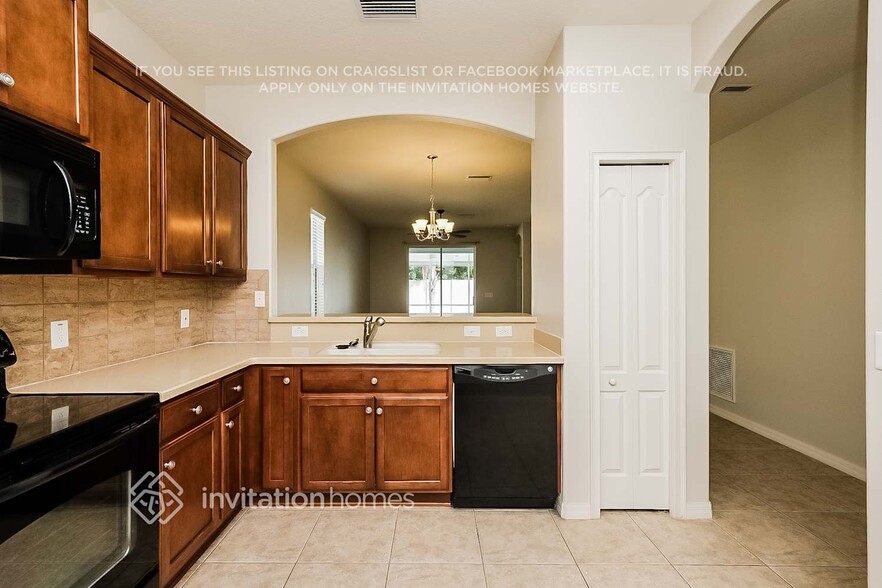 Building Photo - 3726 Grecko Dr