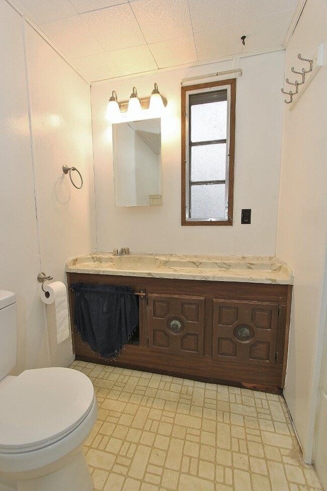 Building Photo - 1500 Boise Ave