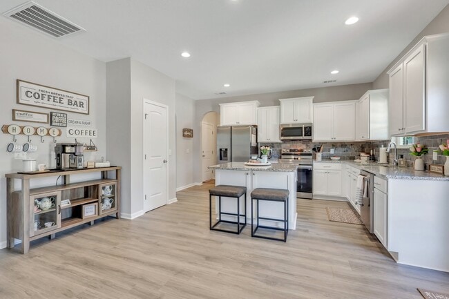 Building Photo - 91 Firefly Trce NE