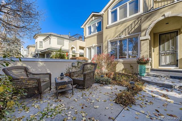 Building Photo - 346 Jackson St