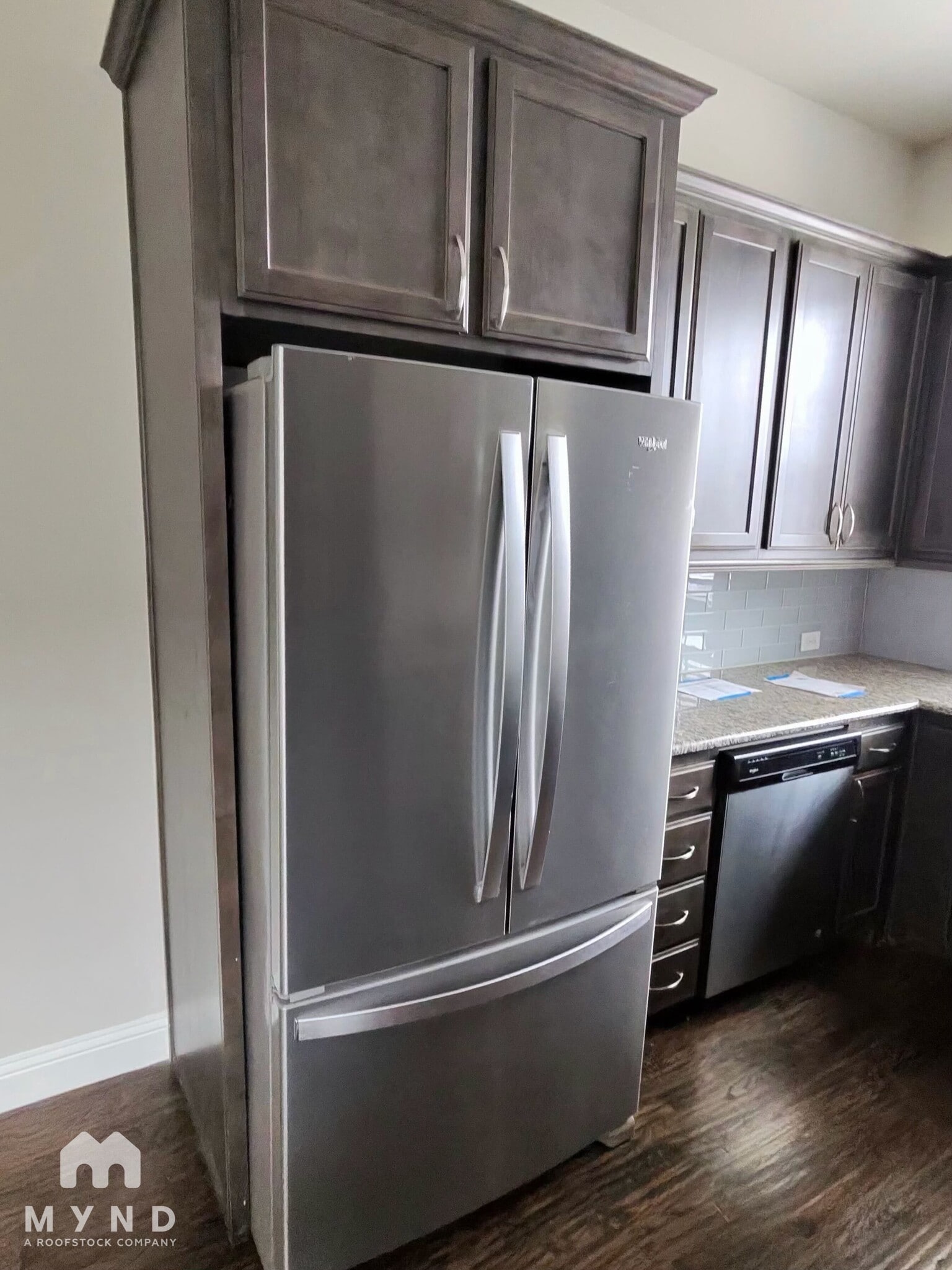 Building Photo - 868 Dartford Dr