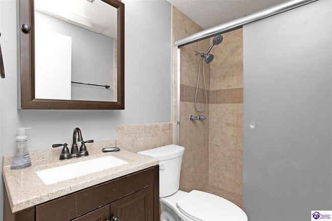 Building Photo - 705 Bon Aire Dr