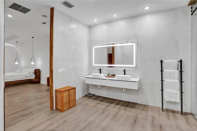 Building Photo - 4092 NW 88th Ter