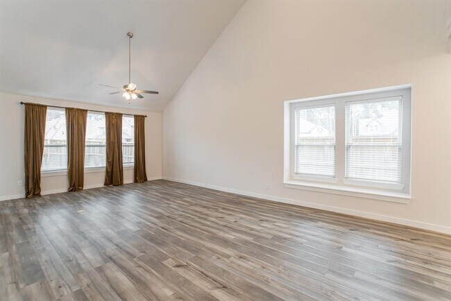 Building Photo - 7397 Mount Greylock Lp