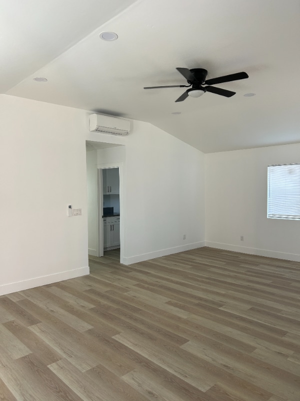 Building Photo - 1062 18th St