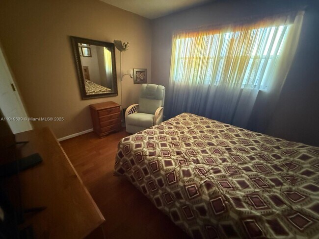 Building Photo - 8220 Sunrise Lakes Blvd