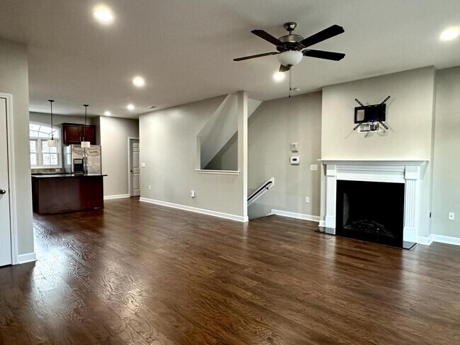 Building Photo - 283 Hugh Shelton Loop