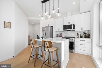 Building Photo - 30 Kennedy St NW