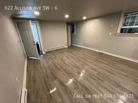 Building Photo - 622 Allison Ave SW