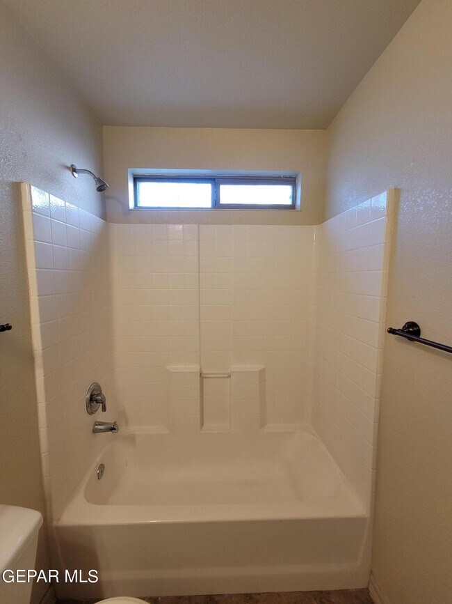 Building Photo - 14267 Pacific Point Dr