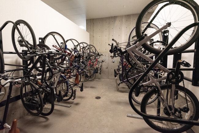 Building Photo - 3500 S Corona St