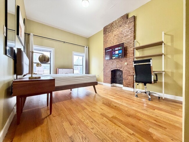 Building Photo - 533 Nostrand Ave