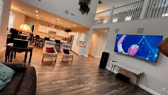 Building Photo - Beautiful Home for rent in Shannon Ranch in Visalia!