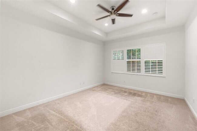 Building Photo - 9741 S Miralago Way