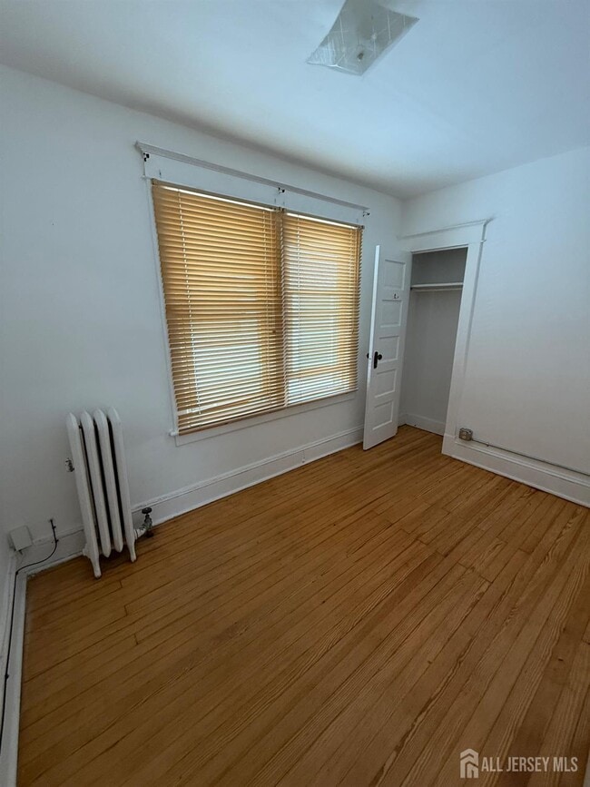 Building Photo - 115 N 3rd Ave