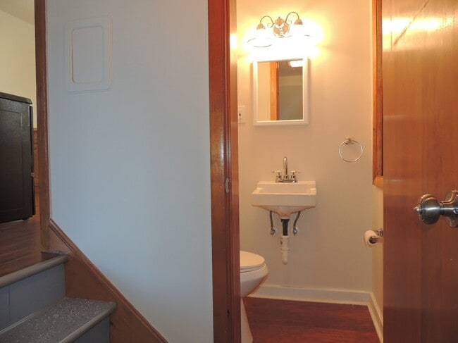 Building Photo - Astonishingly Renovated 3 Bedroom, 1.5 Bathroom Colonial!