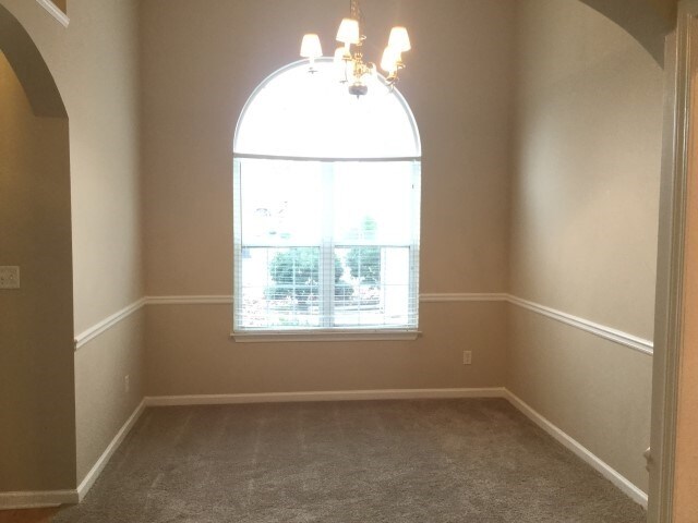Building Photo - 938 Tilford Point Pl
