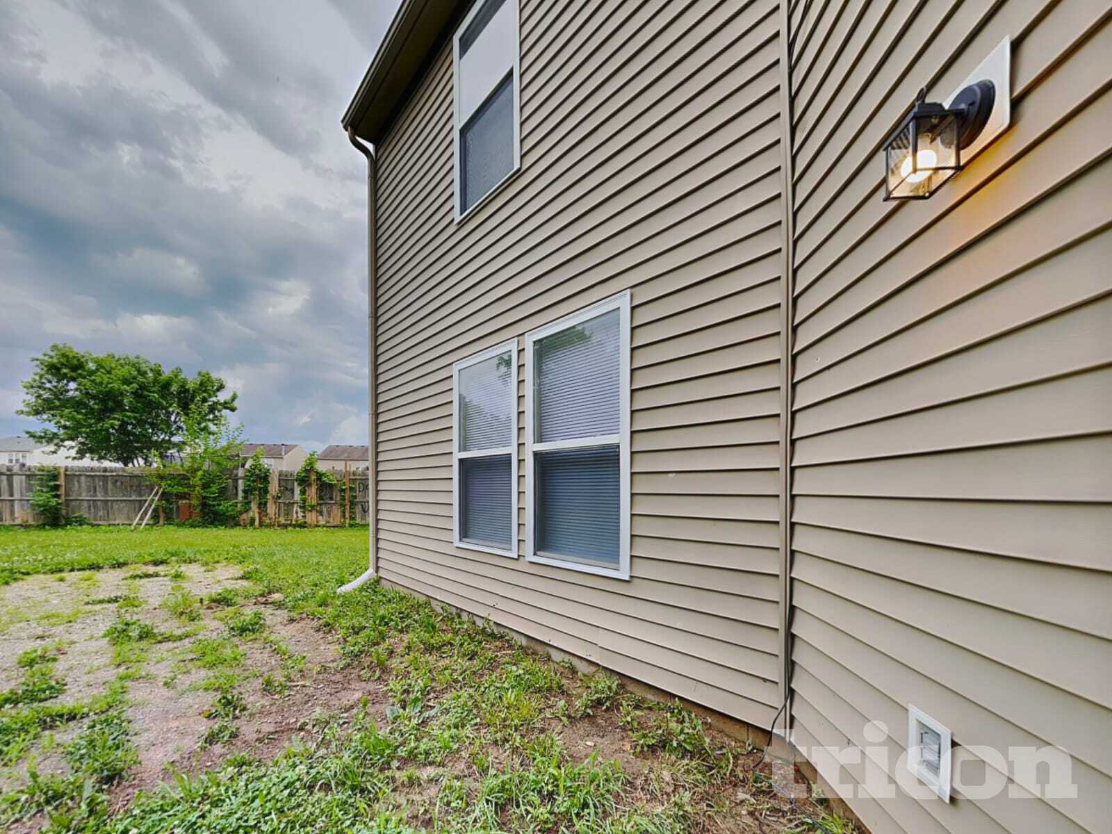 Building Photo - 9045 Centenary Ct