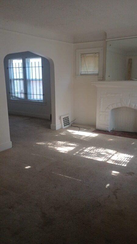 Building Photo - 15062 Cruse St