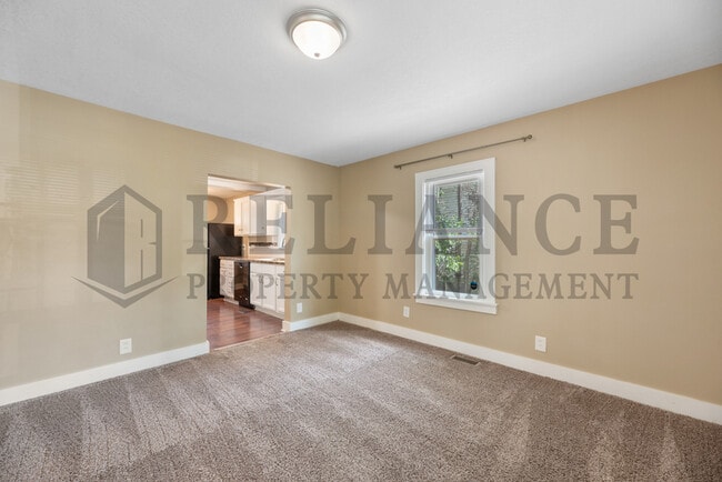 Building Photo - 1628 S Palisade St