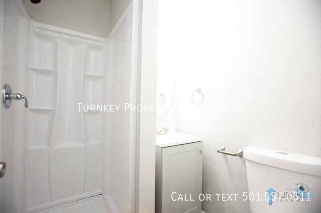 Building Photo - 4 Wynne Cir