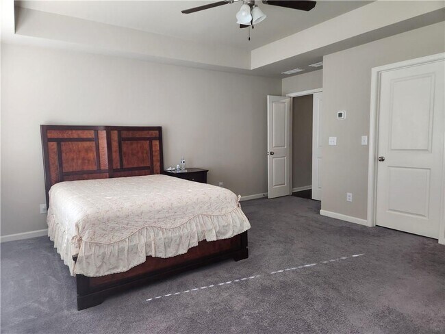 Building Photo - 3090 Cedar Glade Ln NE