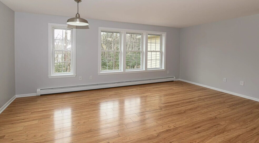 Building Photo - 162 Roosevelt Trl