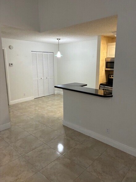 Building Photo - 10765 Cleary Blvd