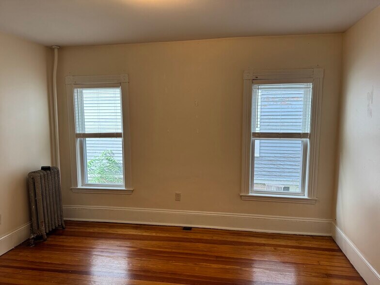 Bedroom 1 - 7 Washburn Ter