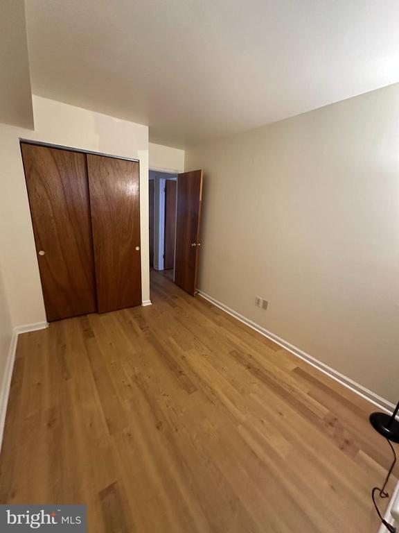 Building Photo - 223 Parker Ave