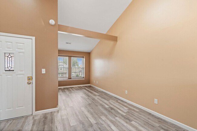 Building Photo - 16934 E Whitaker Dr