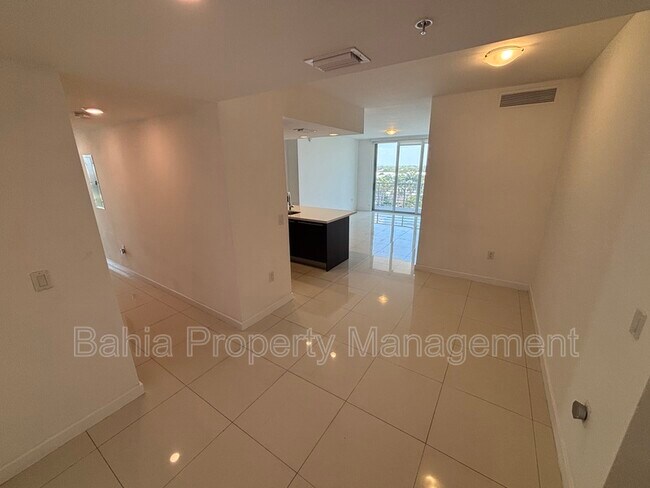 Building Photo - 7661 NW 107th Ave
