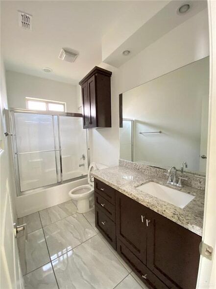 Building Photo - 1713 W Garrison Dr